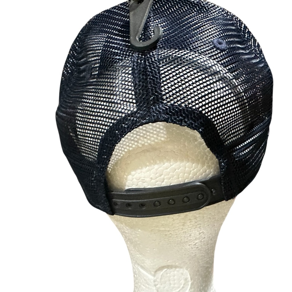 Carhartt SnapBack hat - Picture 3 of 4